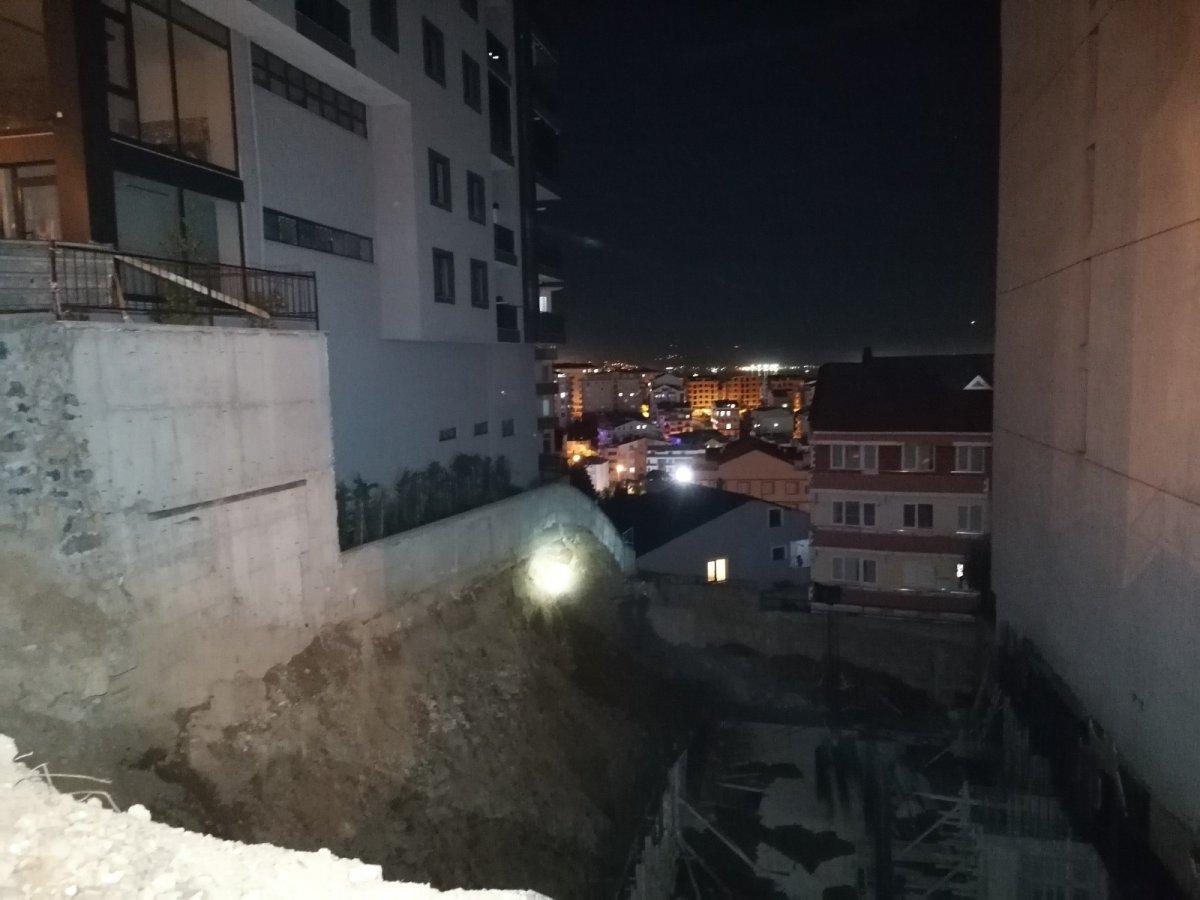 Gebze'de çökme tehlikesi olan bina boşaltıldı