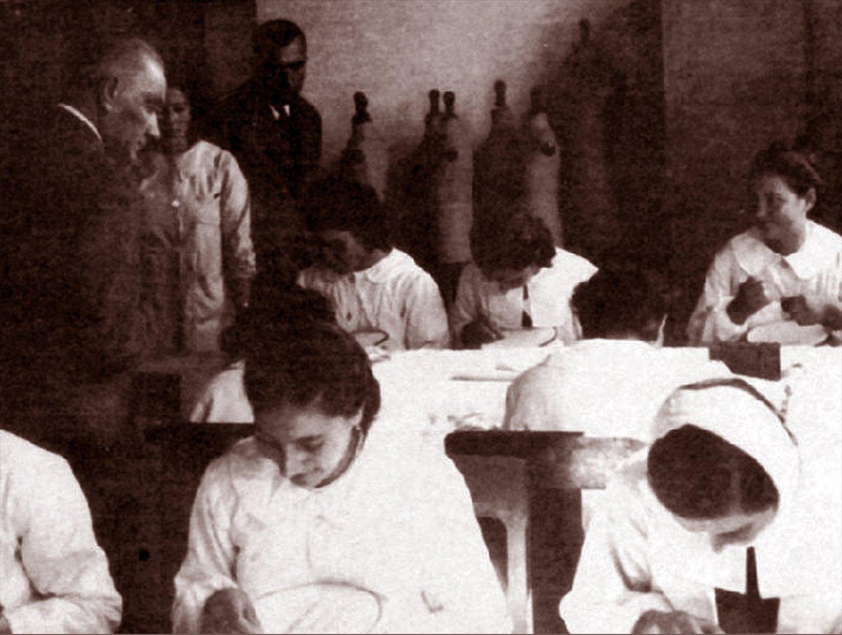 Bağımsızlığın ilk adımı: 19 Mayıs Atatürk'ü Anma, Gençlik ve Spor Bayramı