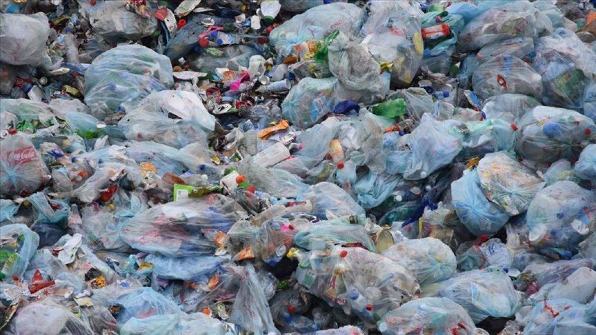 Tek kullanımlık plastik atığın yarısından fazlası 20 şirkete ait