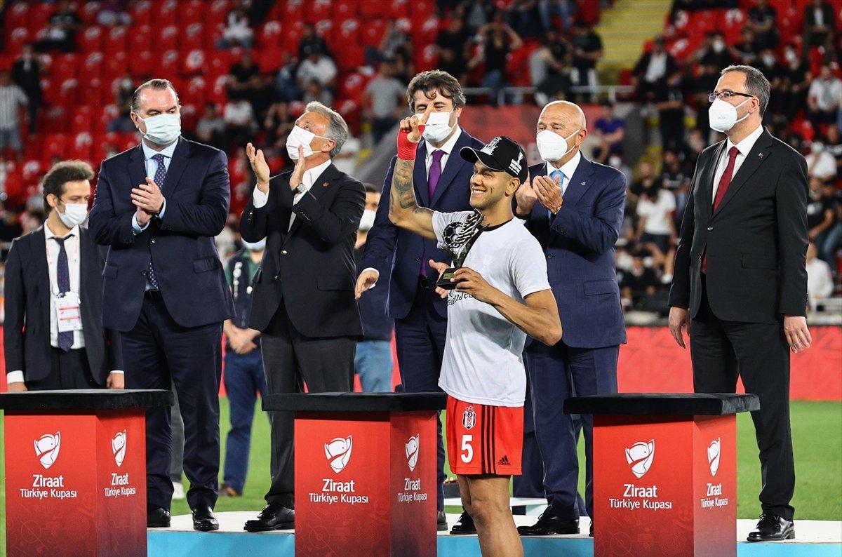 Sergen Yalçın: Hayatımda bir süre futbol olmayacak