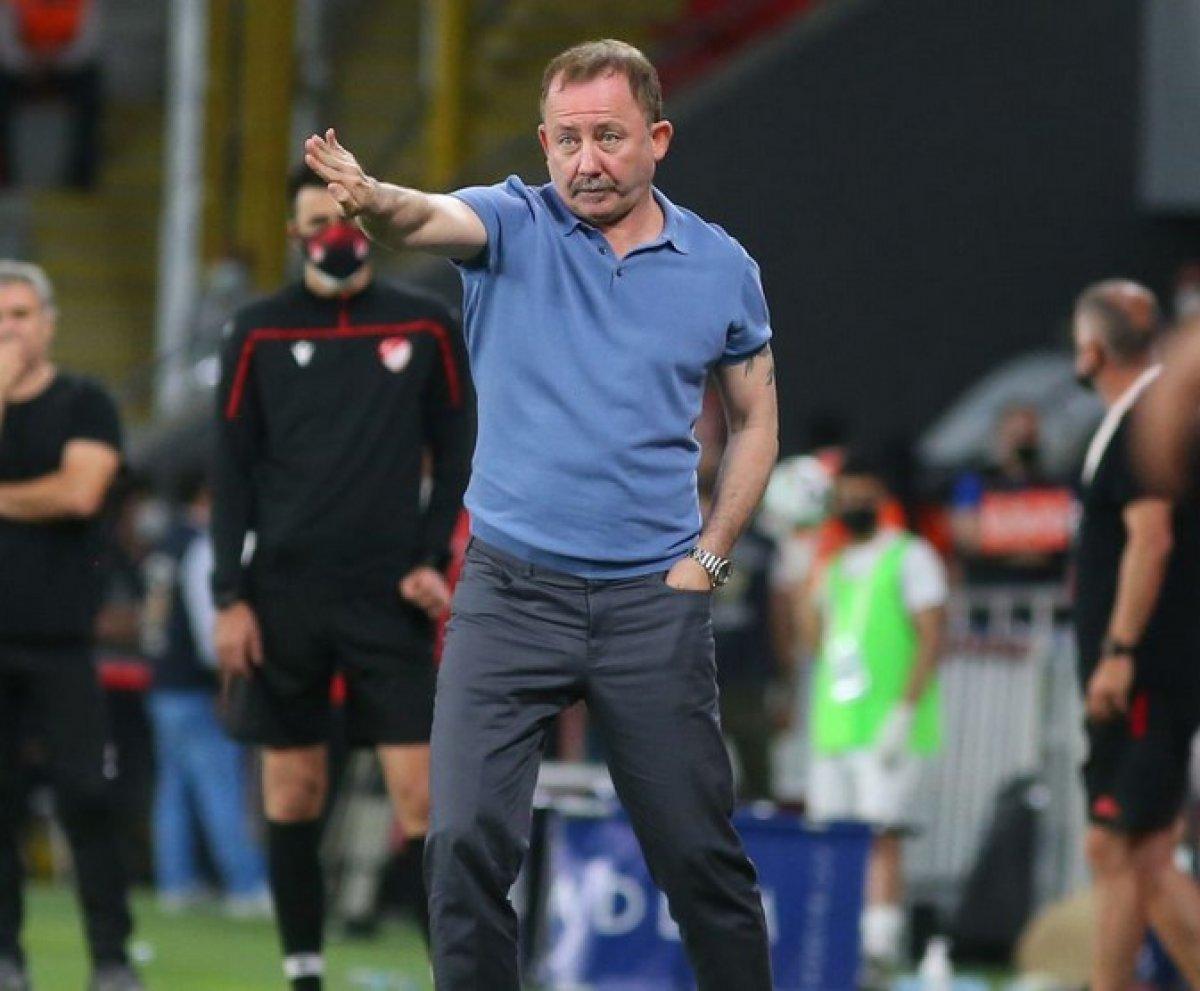 Sergen Yalçın: Hayatımda bir süre futbol olmayacak