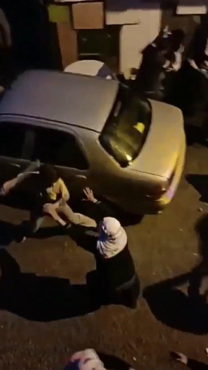 Bursa’da sokak kavgası: Taş, sopa sandalyeler ile saldırdılar