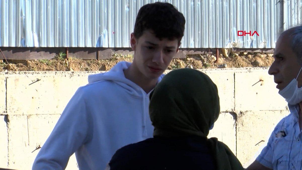 Kartal'da hafif ticari araç dereye uçtu