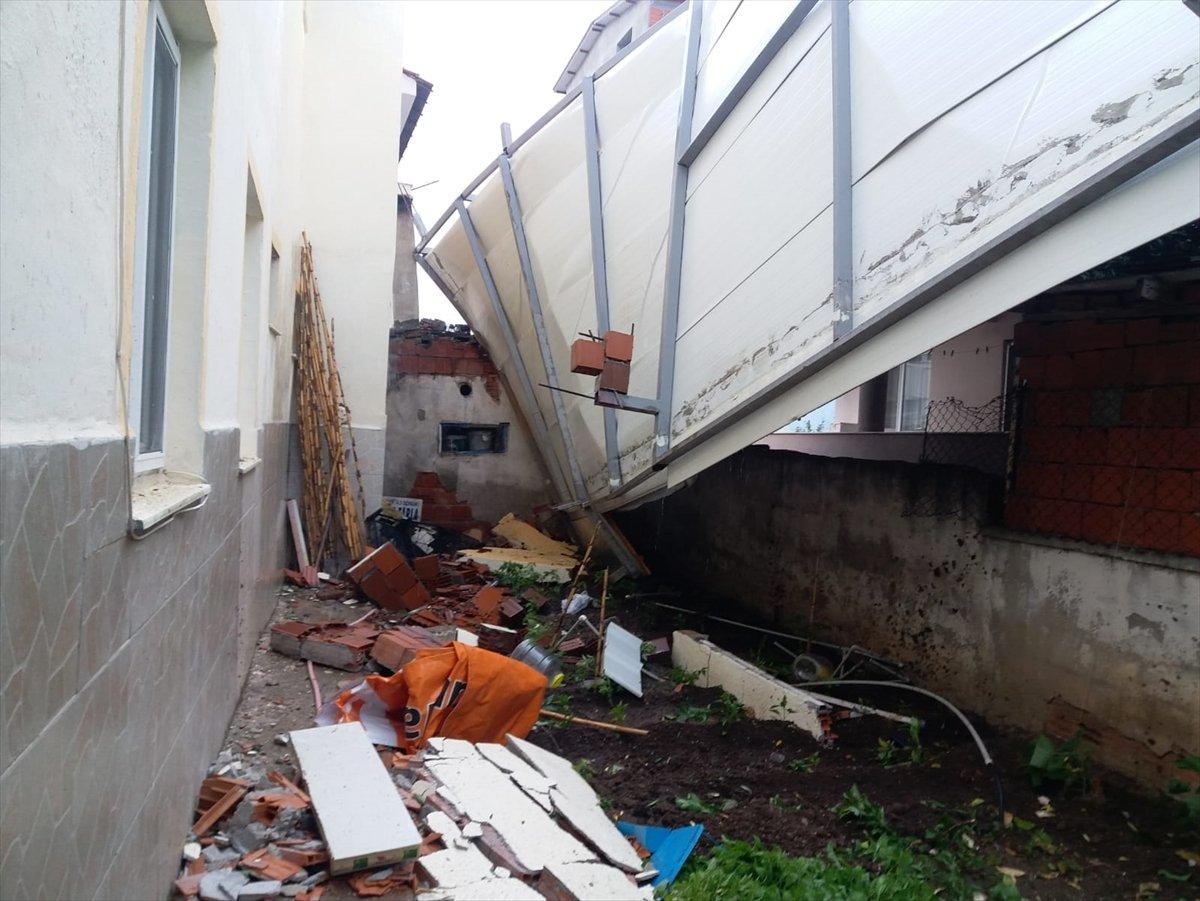 Ayvalık'ta şiddetli fırtına