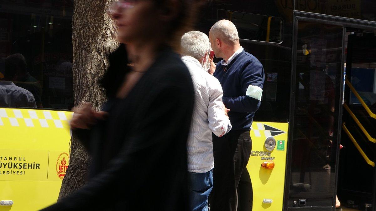 Fatih’te sarhoş adam ile otobüs şoförü önce tartıştı, sonra gülüştü