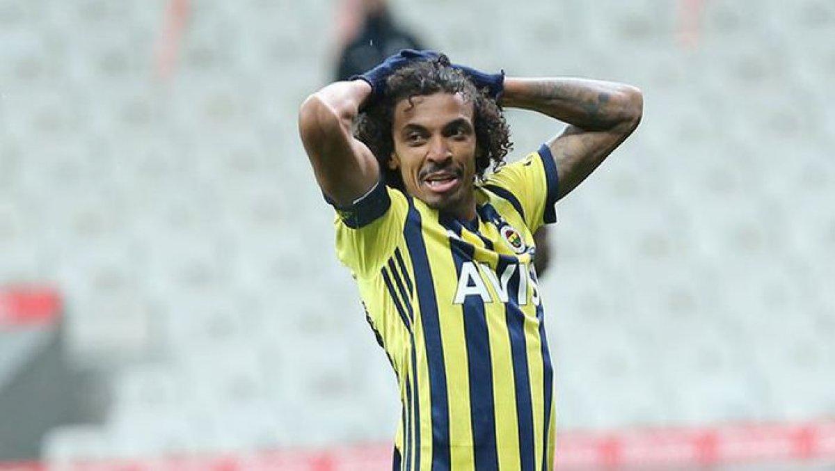 Luiz Gustavo, yönetime ayrılmak istediğini belirtti