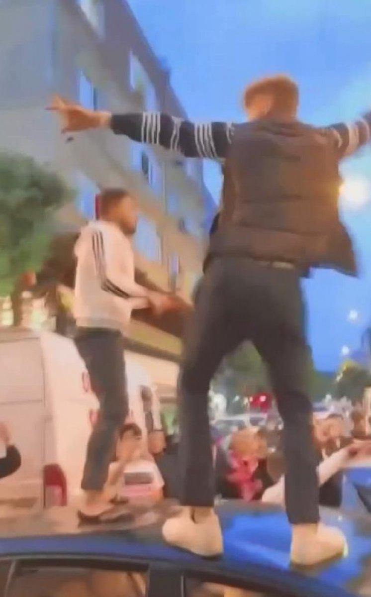 İstanbul'da kısıtlamaya rağmen asker eğlencesi