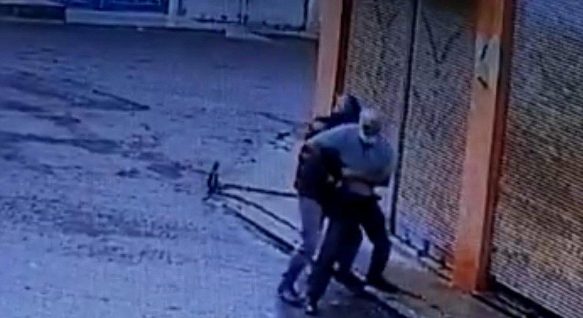 Tekirdağ'da gaspa uğrayan yaşlı adam kamerada