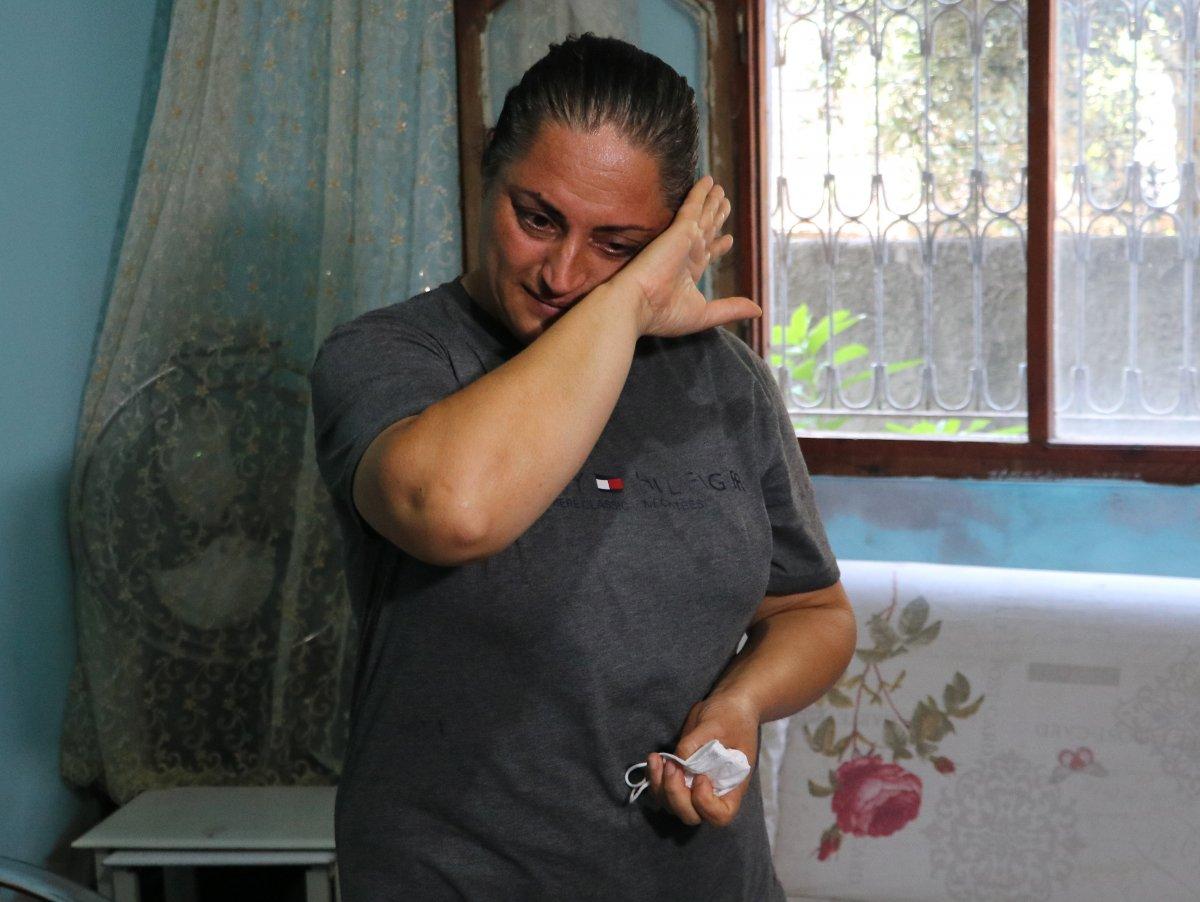 Adanalı çift evi terk eden kızlarına kavuşmayı bekliyor