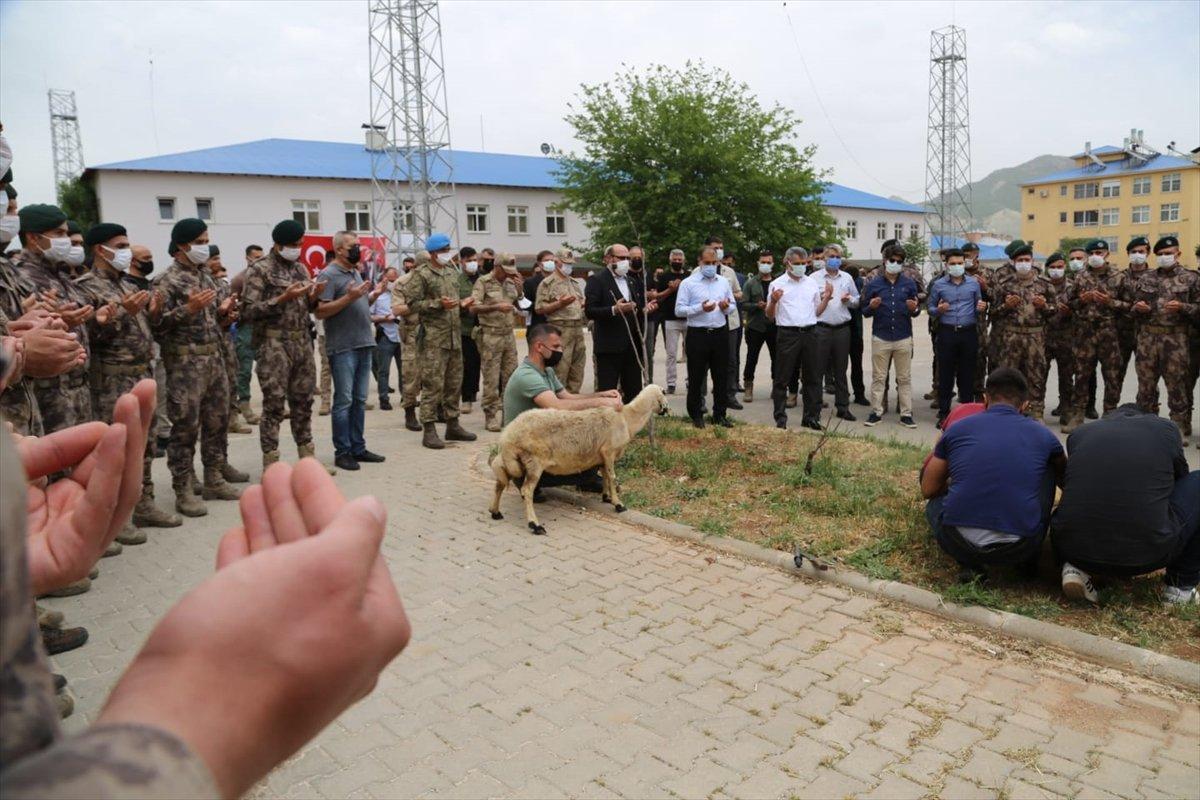 Tunceli'de PÖH timleri dualarla Suriye'ye uğurlandı
