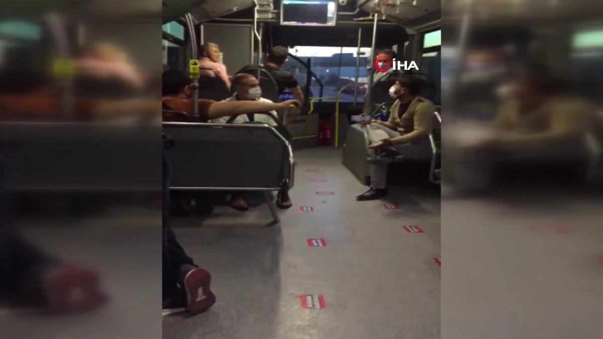 İstanbul'da metrobüste, 'bacak bacak üstüne attın' kavgası çıktı