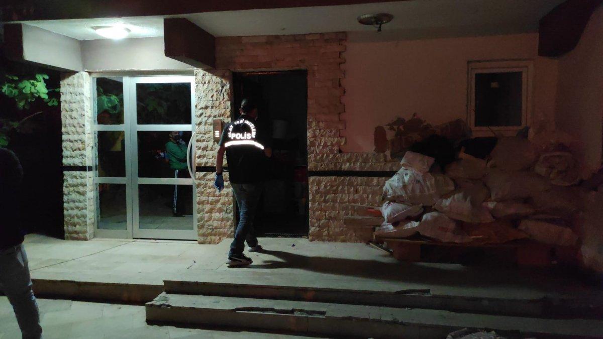 Denizli’de silahla oynayan çocuk, annesini vurdu