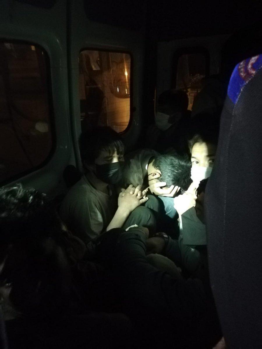 Osmaniye’de 74 kaçak göçmen yakalandı