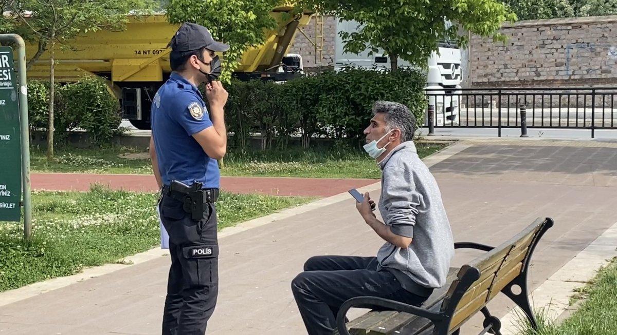 İstanbul'da kısıtlamada parkta bulunanlara ceza kesildi