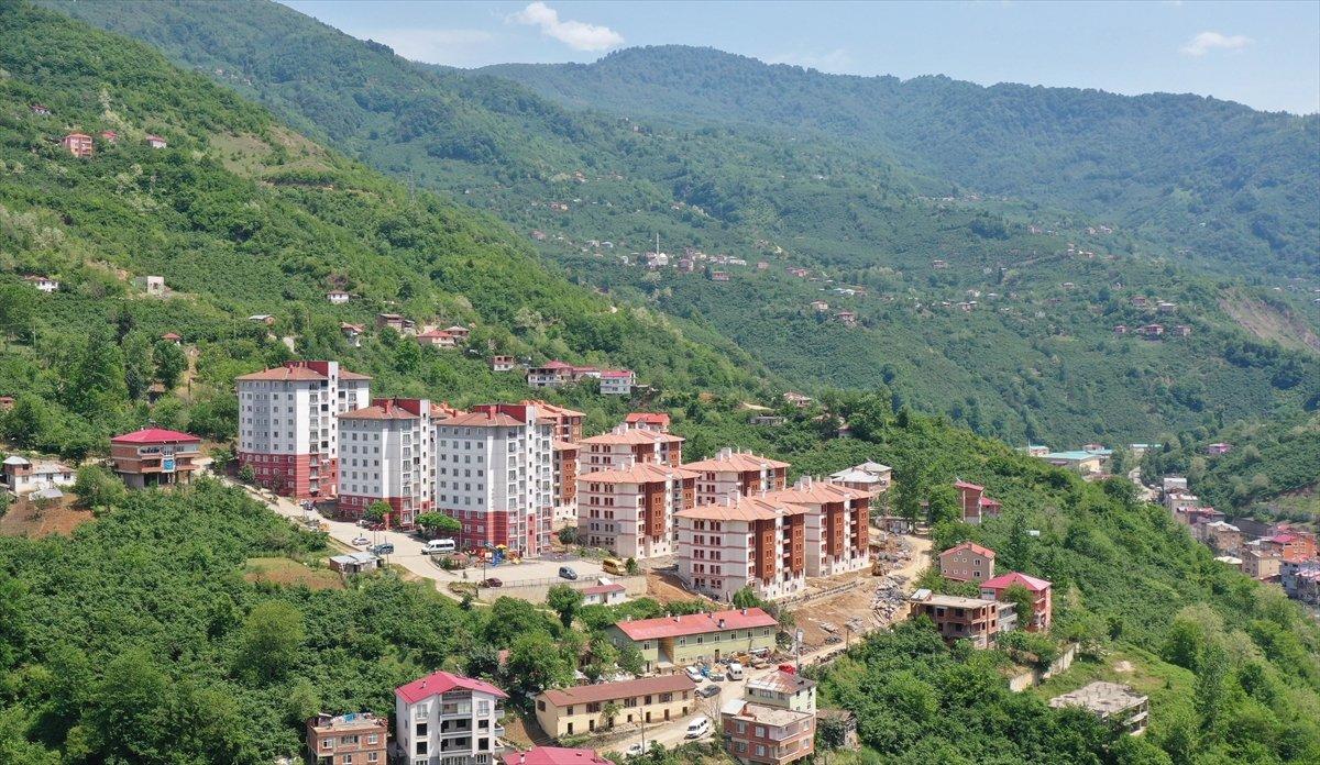 Giresun Dereli'de yeni yapıların inşasında sona doğru