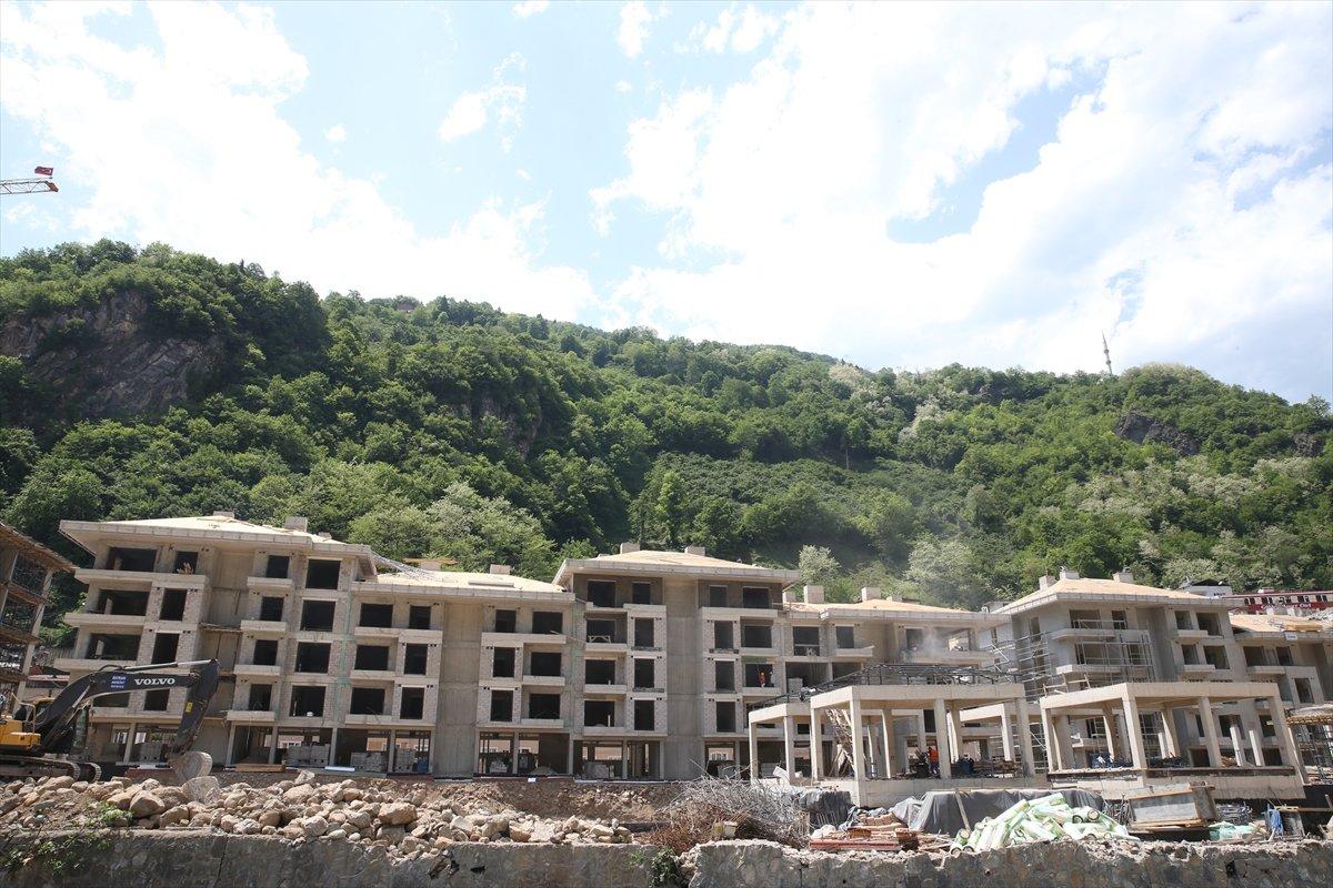 Giresun Dereli'de yeni yapıların inşasında sona doğru