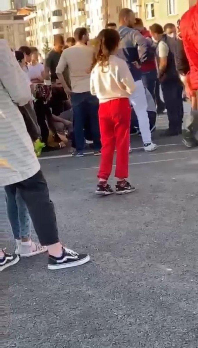 Esenyurt'ta 11 yaşındaki çocuğa otomobil çarptı