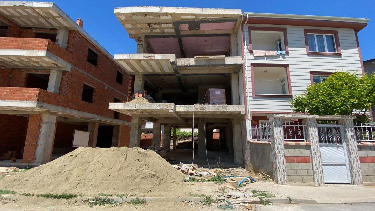 Bursa’da ambulansa taşlı saldırı