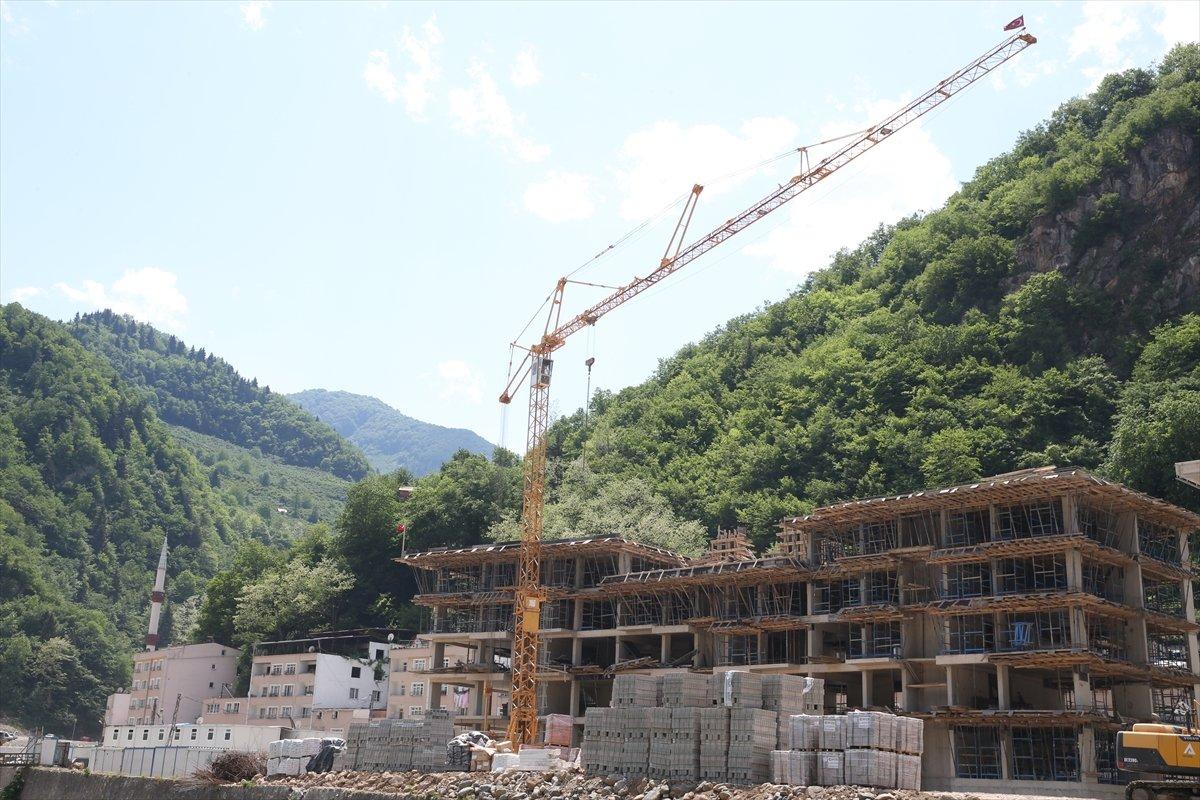 Giresun Dereli'de yeni yapıların inşasında sona doğru