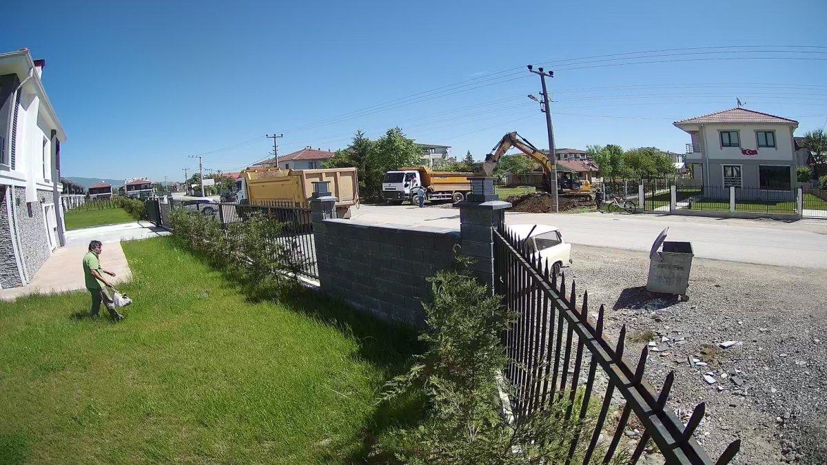 Düzce’de üşengeçlik yapan adam fenomen oldu