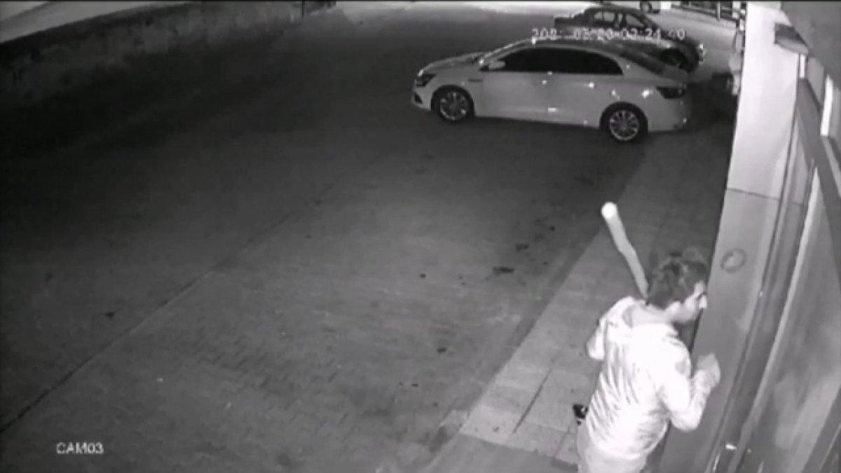 Malatya’da, İYİ Parti binasına sopalı saldırı