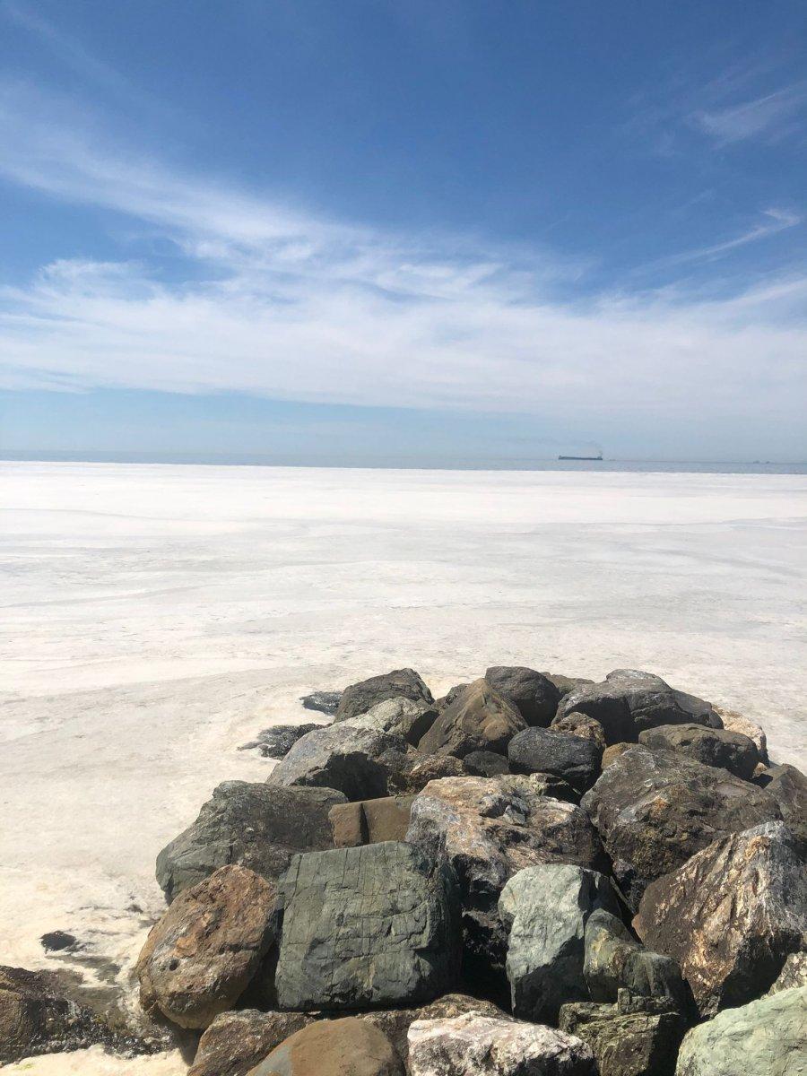 Marmara Denizi'ndeki deniz salyaları, neredeyse tüm yüzeyi kapladı