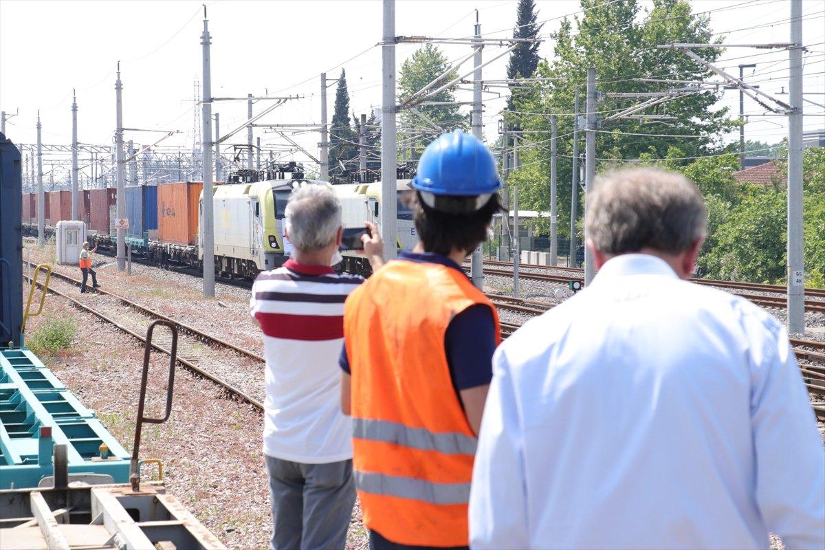 İhracat trenleri Çin'e doğru yola çıktı