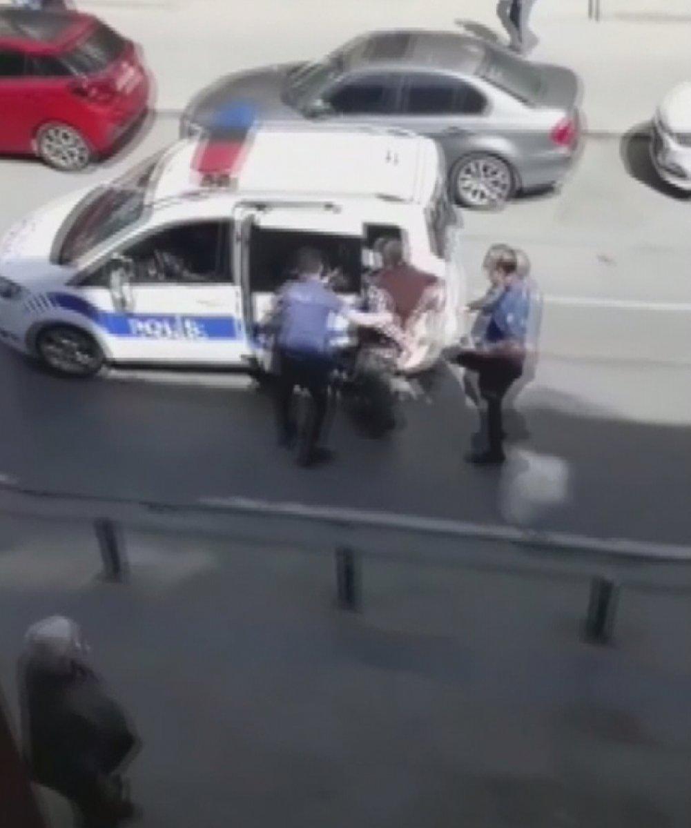 Küçükçekmece’de takip edildiğinden şüphelenip, silahını ateşledi