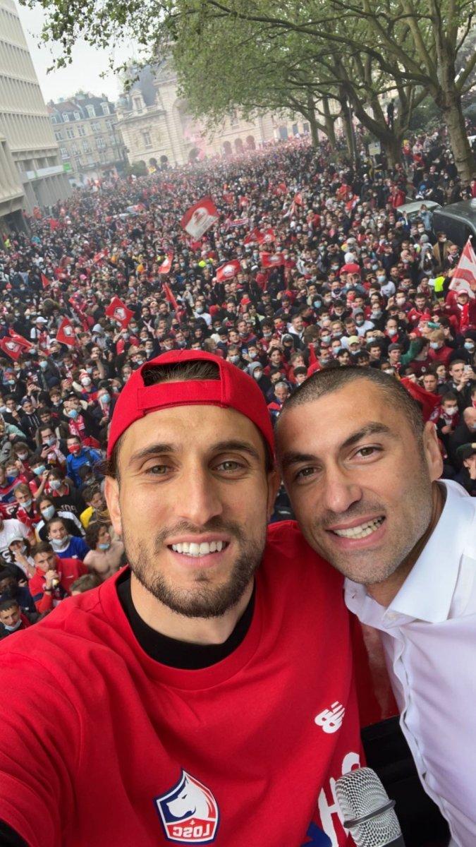 Fransa'da Lille taraftarından 'Türk bayraklı' şampiyonluk kutlaması