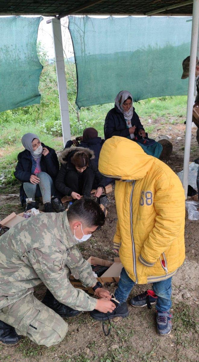 Meriç Nehri üzerinde mahsur bırakılan göçmenler kurtarıldı
