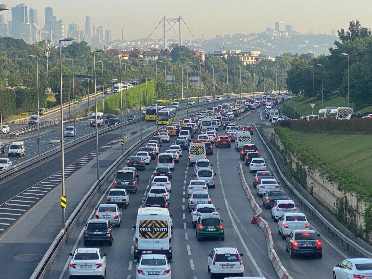 İstanbul’da haftanın ilk iş günü trafiği