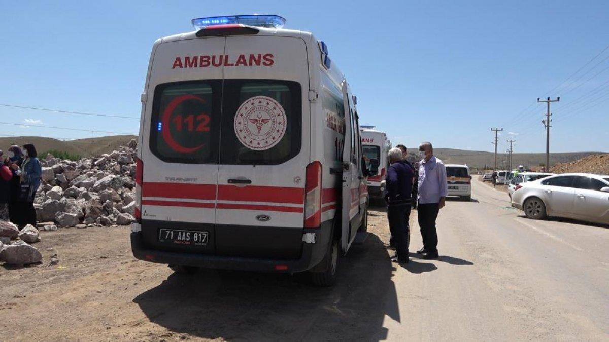 Kırıkkale’de trafik kazası: 3 yaralı