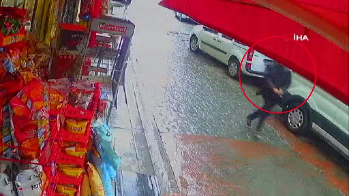 Beyoğlu’nda eski eşine kurşun yağdıran şahıs yakalandı