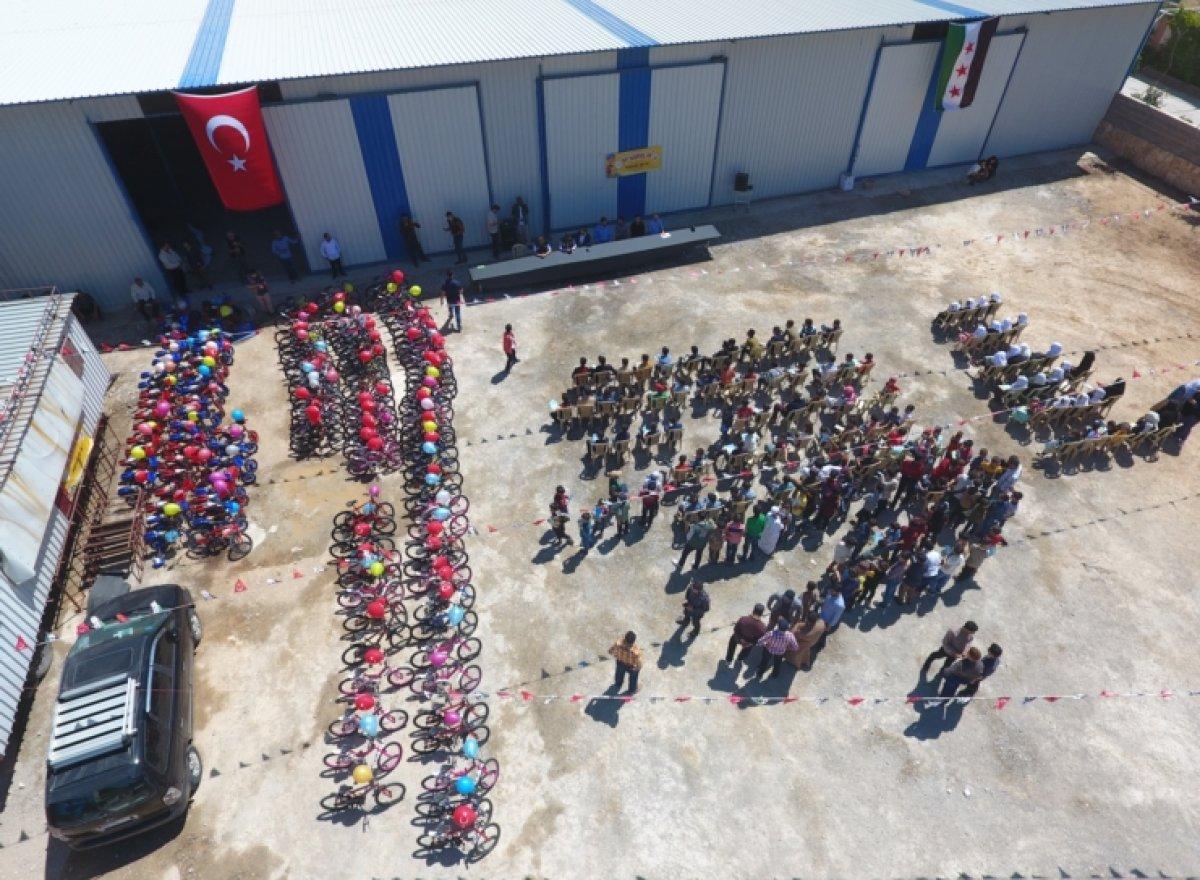 Acıbadem Okulları'ndan Bir Bisikletle Mutluluğa Kapı Açıyoruz kampanyası