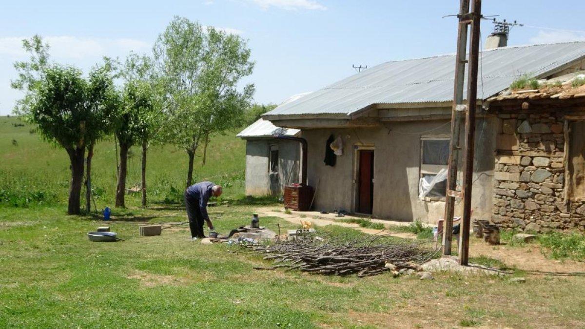Muş'ta terörden temizlenen köylere dönüş başladı