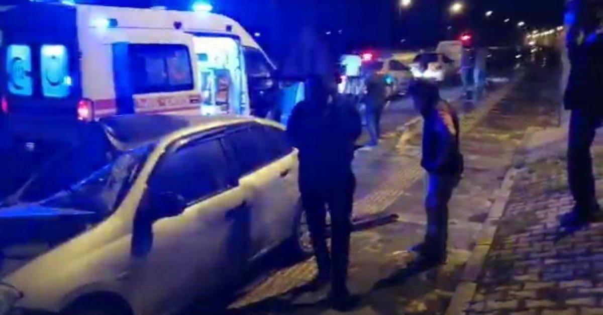 Kars’ta kazada yaralanan şahıs kaçtı, sağlık ekipleri peşinden koştu