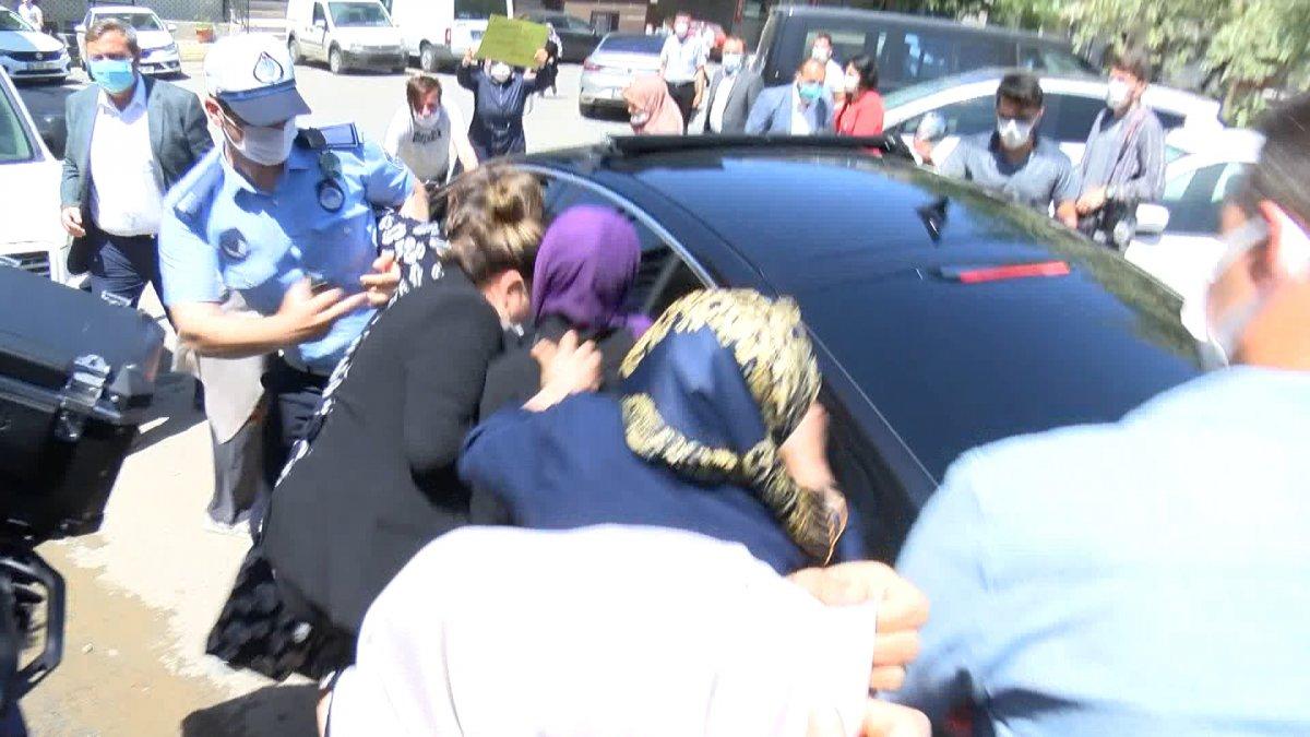 Eyüpsultan’da Ekrem İmamoğlu'na olaylı protesto