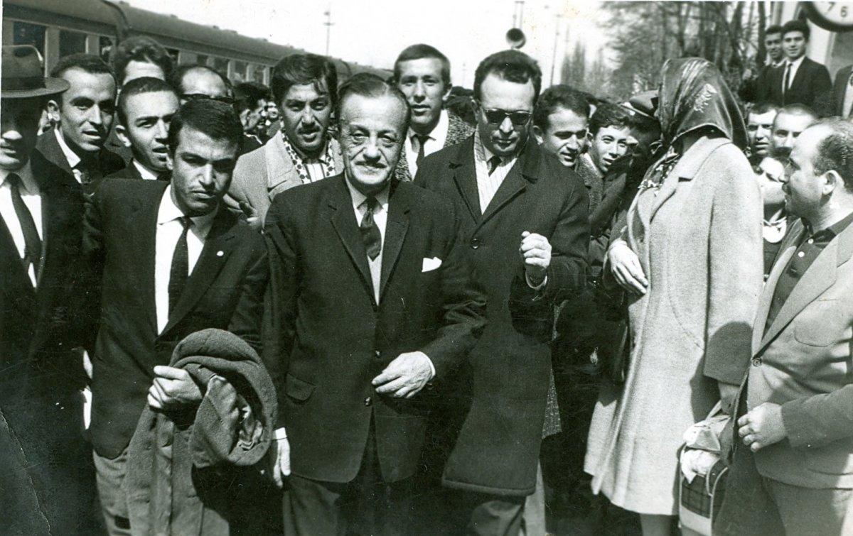 Fikirlerini çilesiyle yoğuran sanatkar: Necip Fazıl Kısakürek