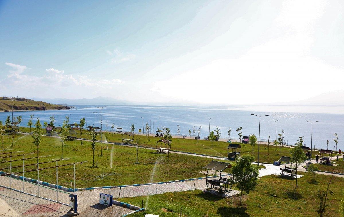 Van’ın mavi bayraklı plajı