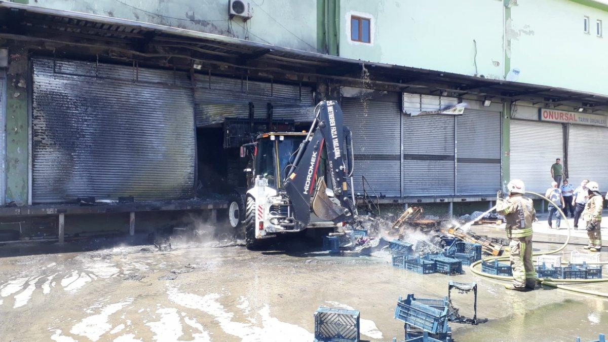 Bayrampaşa halinde yangın