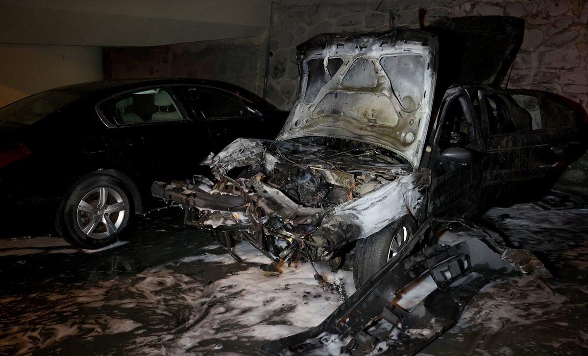 Şişli’de park halindeki araçlarda yangın