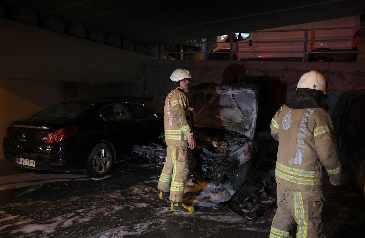 Şişli’de park halindeki araçlarda yangın