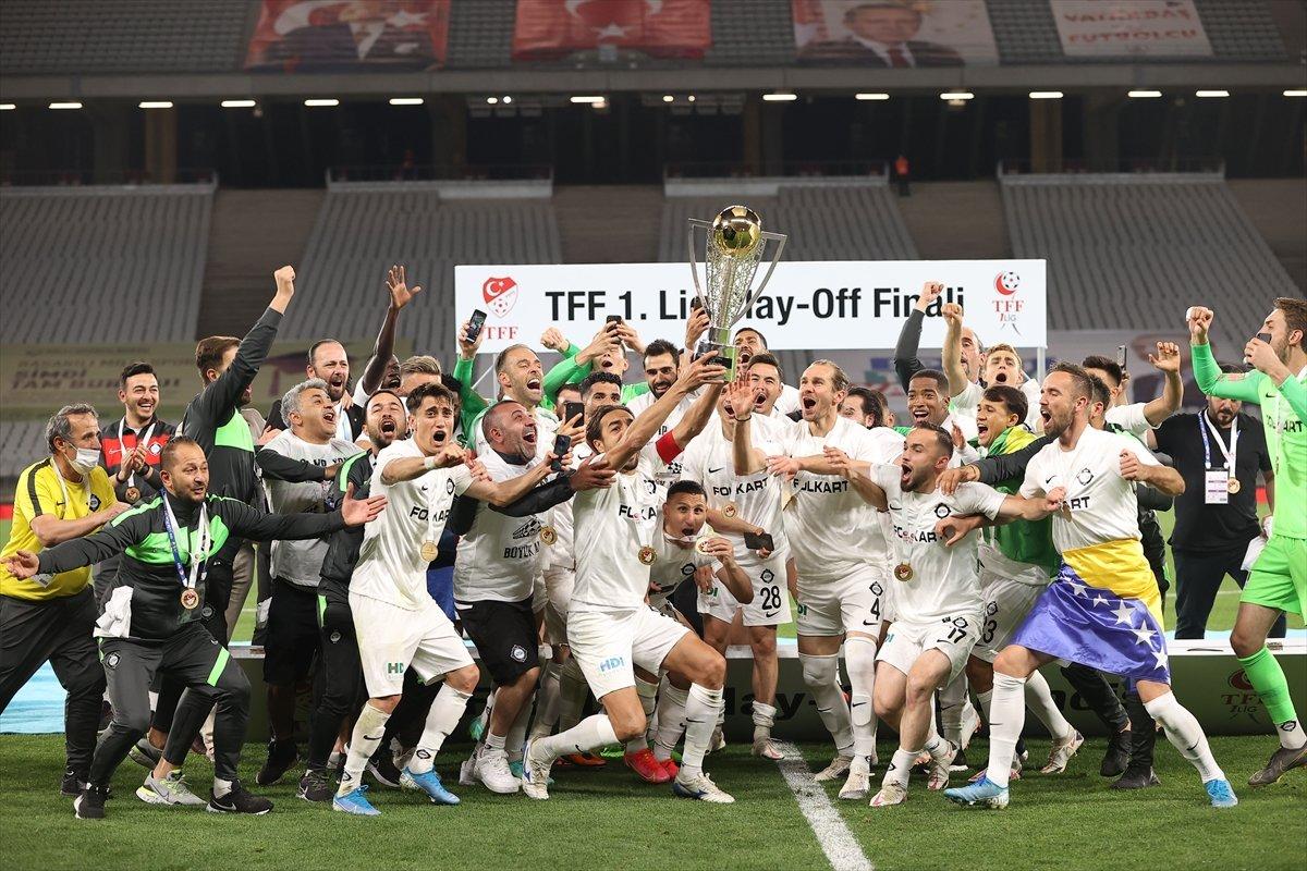 Altay taraftarlarının Süper Lig sevinci