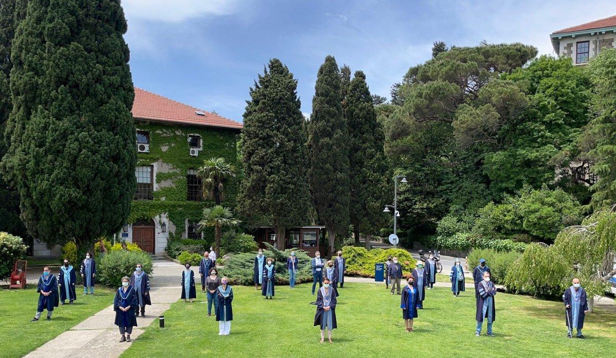 Boğaziçi'nde bazı akademisyenler, 3 aydır ayakta protestoda