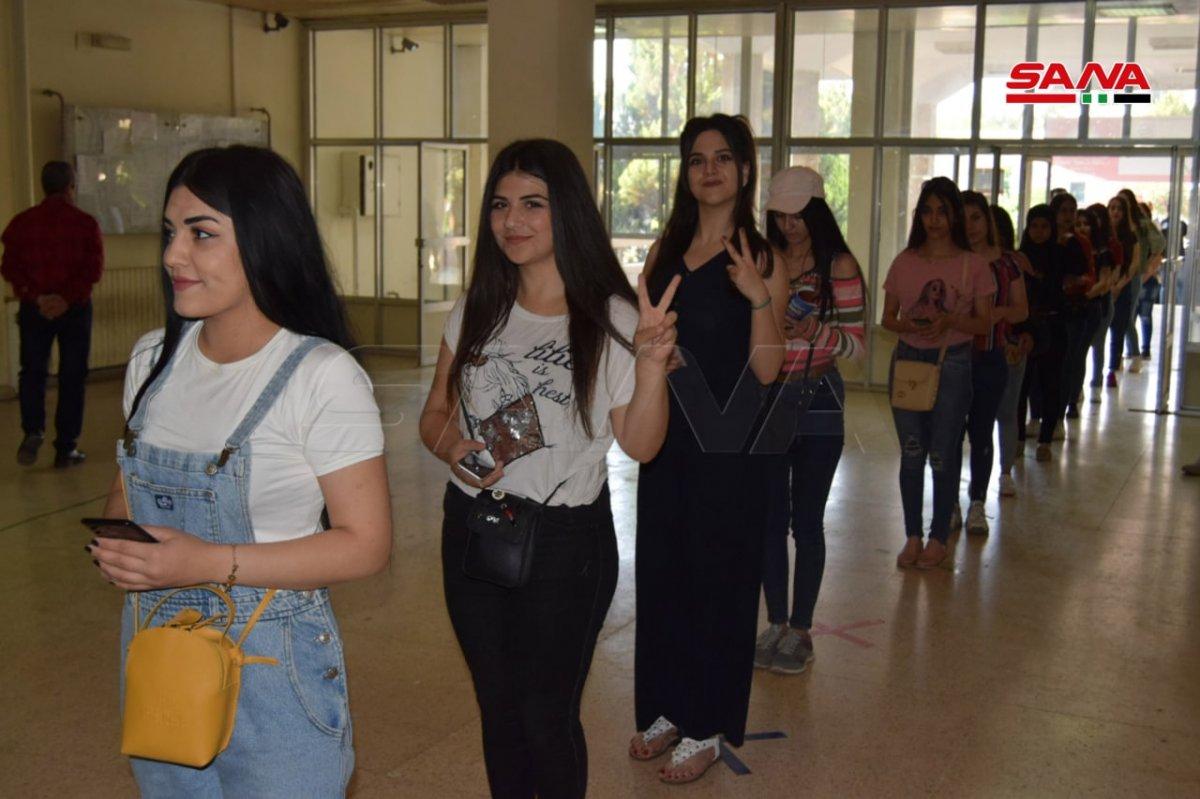 Suriye'de devlet başkanlığı seçimleri başladı