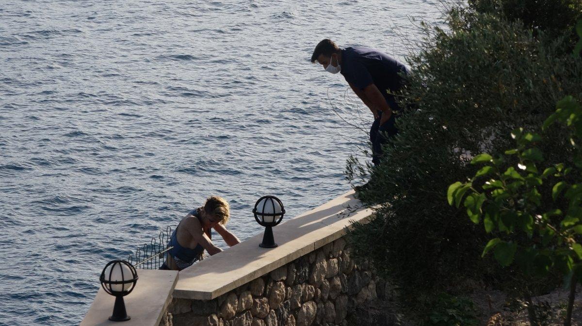 Antalya'da falezlerde mahsur kaldı