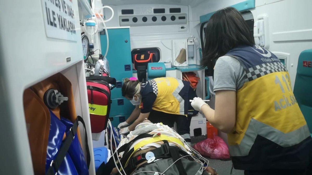 Bursa'da dikkatsiz yayaya otobüs çarptı