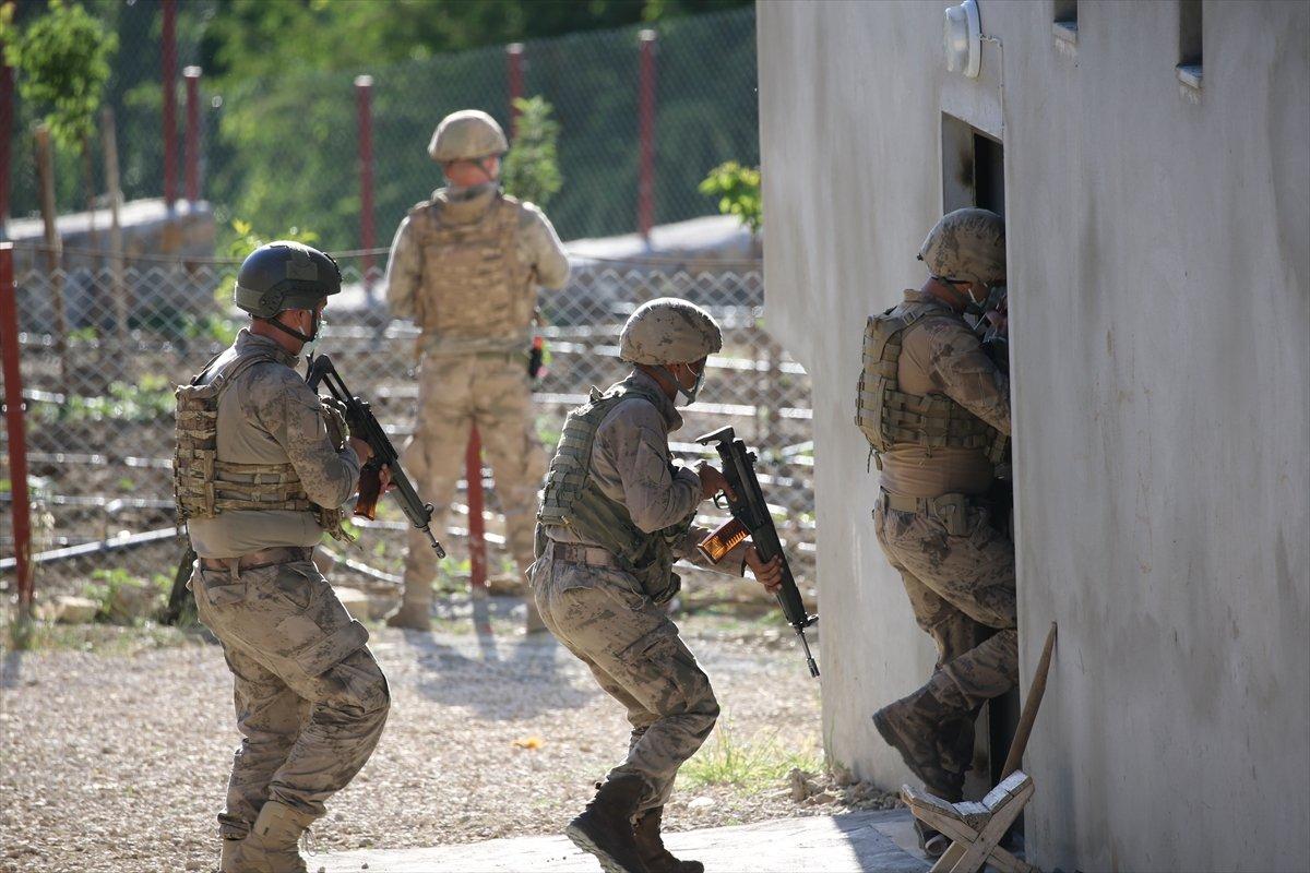 Diyarbakır kırsalında narko-terör operasyonu