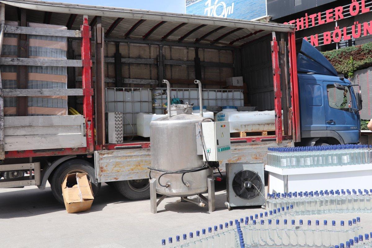 Pendik'te sahte alkol üretenlere operasyon