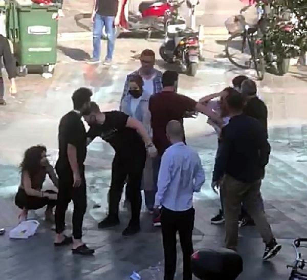 Düzce'de kız kavgası kameraya yansıdı